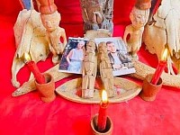 si un homme ou une femme s’initie dans votre vie de couple, faite appel au grand maître marabout MEDIUM VODOUNGNON. toujours des dispute avec votre partenaire? Votre partenaire est sur le point de vous quitter? Votre belle-mère, votre beau père , vos beau frères et sœur ne vous apprécie pas? les mauvais œils vous mettent des battons dans les roues et menaces votre vie de couples? l’amour de votre vie vous a quitté? vous aimeriez que la seul personne pour qui votre cœur bat vous revienne dans l’immédiat Grand Maître Marabout Voyant Medium vodoungnon vous aidera a faire revenir votre partenaire dans l’immédiat. il se propose de résoudre touts vos problèmes sentimentaux car dans cette vie nulle ne peut prospérer sans l’aide spirituel MEDIUM VODOUNGNON
